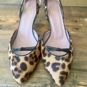 GUCCI perfect! Authentic Gucci slingback kitten heels in animal print